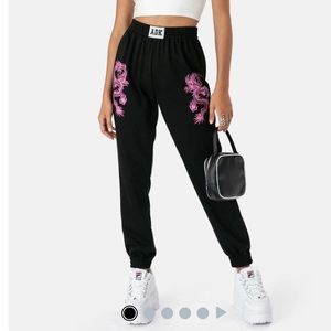 Adika Sweatpants